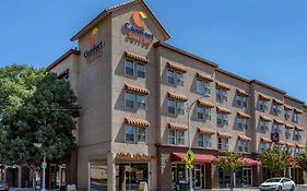 Visalia Comfort Suites